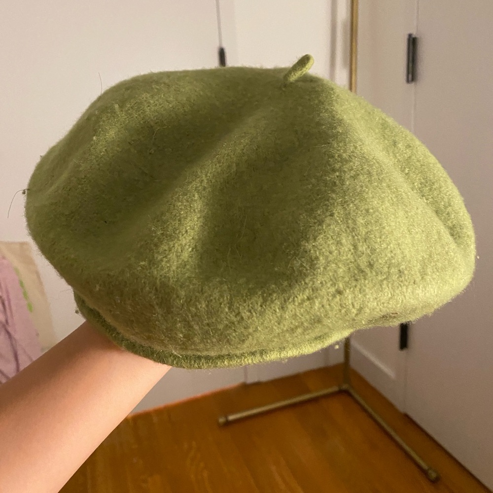 Green beret hat #hats